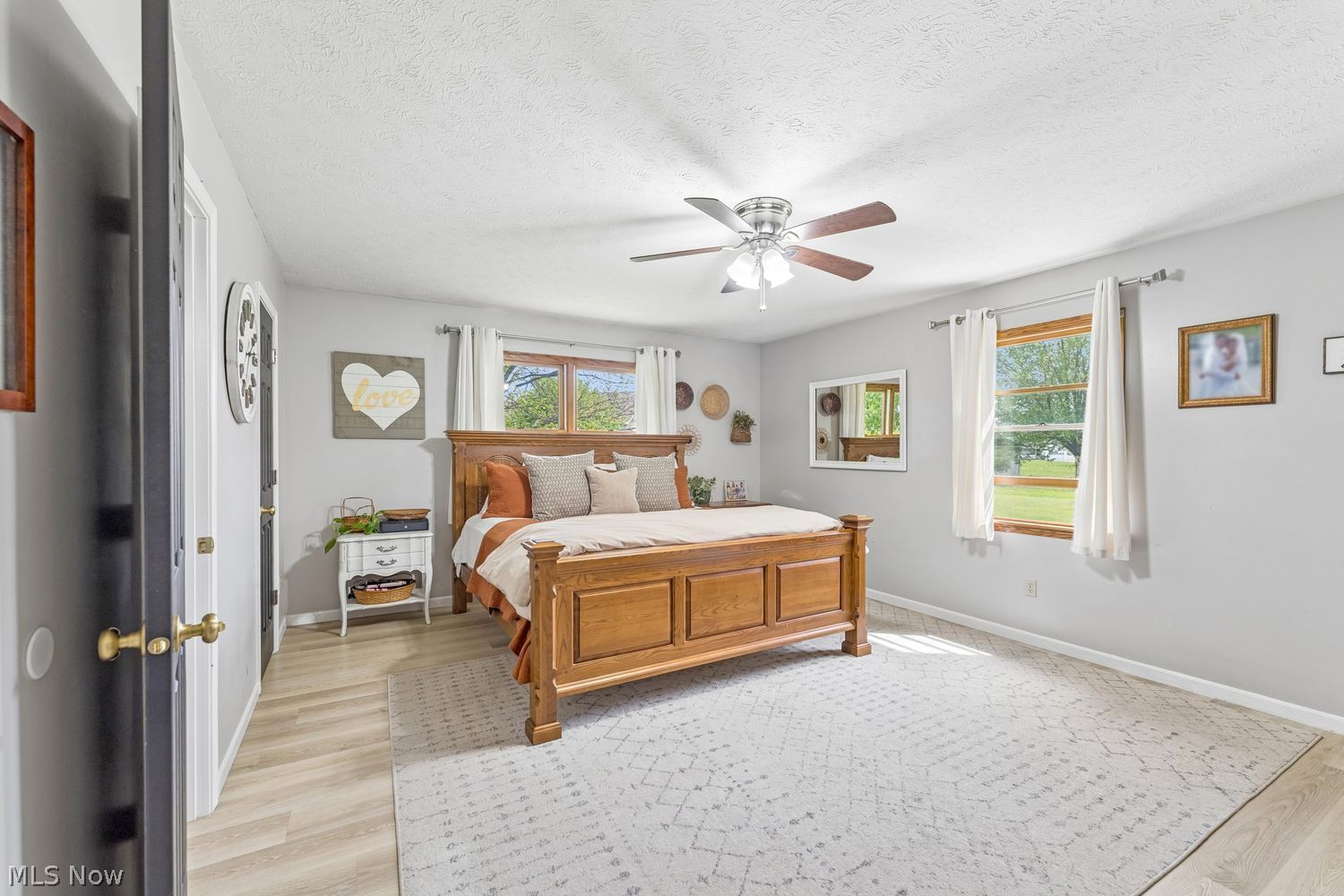 6151 Apple Creek Road Smithville OH 44677