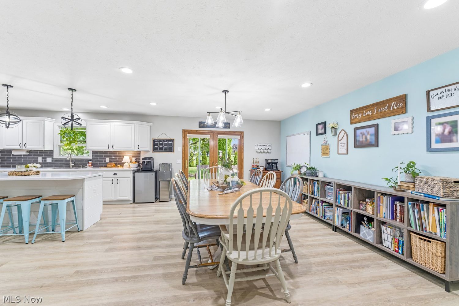 6151 Apple Creek Road Smithville OH 44677