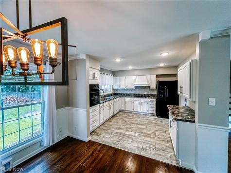 3386 Hendon Circle Cuyahoga Falls OH 44221