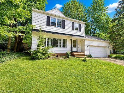 19631 Delaware Drive Euclid OH 44117