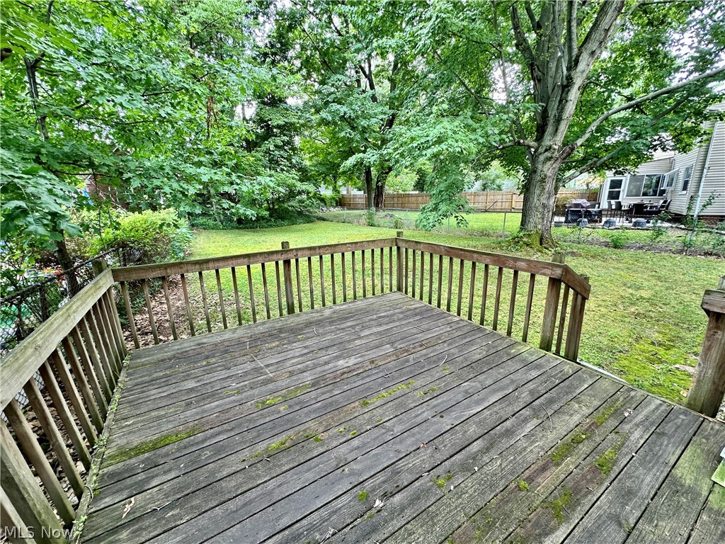 19631 Delaware Drive Euclid OH 44117