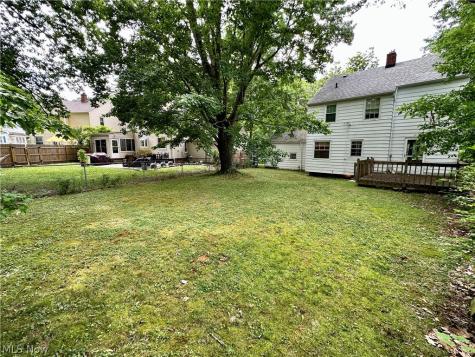 19631 Delaware Drive Euclid OH 44117