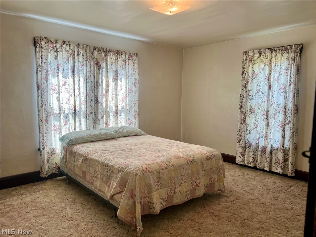 1121 N 7th Street Martins Ferry OH 43935