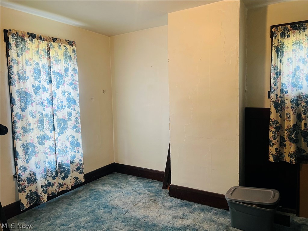1121 N 7th Street Martins Ferry OH 43935
