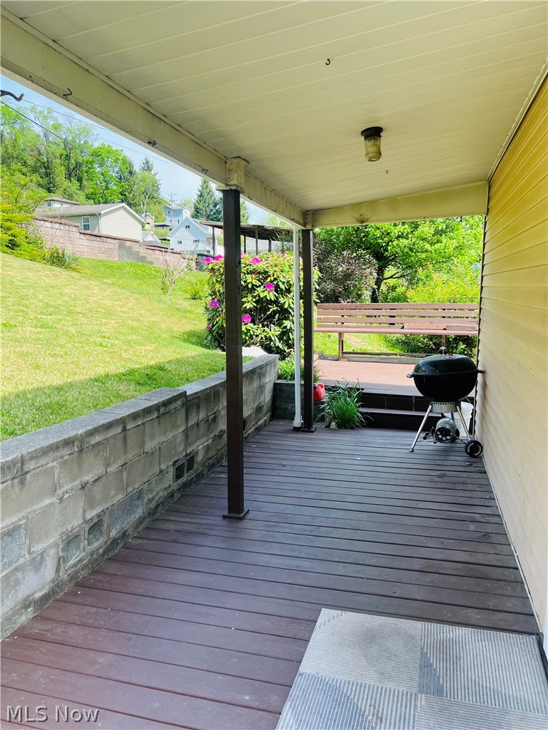 1121 N 7th Street Martins Ferry OH 43935