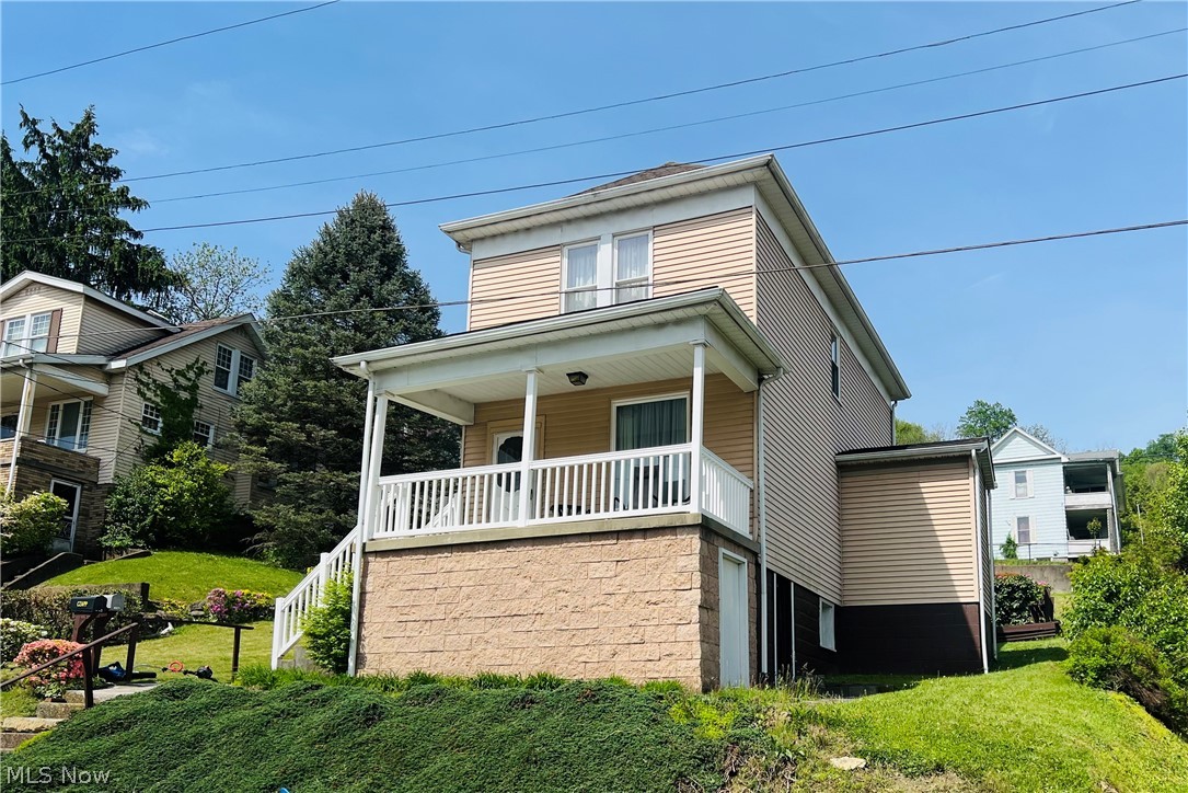 1121 N 7th Street Martins Ferry OH 43935