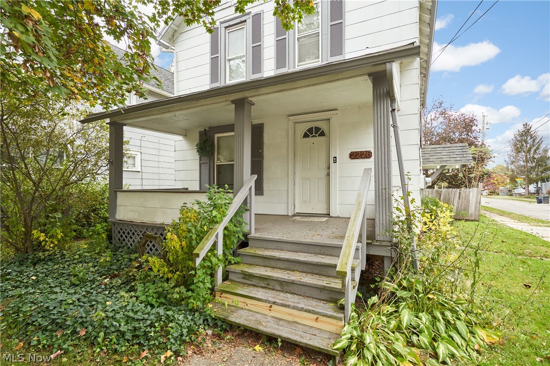 2226 26th Street SW Akron OH 44314