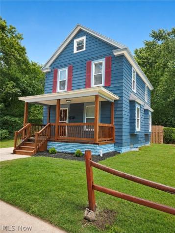 1005 Raymond Street Akron OH 44307