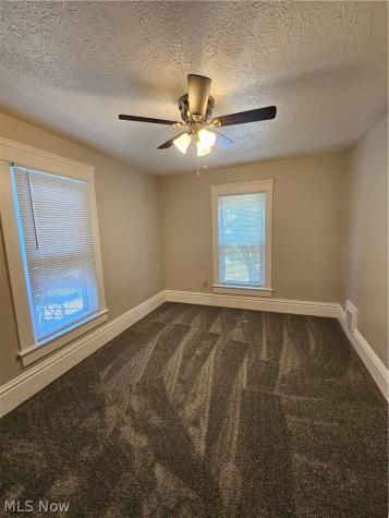 1005 Raymond Street Akron OH 44307