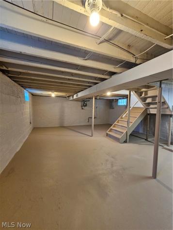 1005 Raymond Street Akron OH 44307