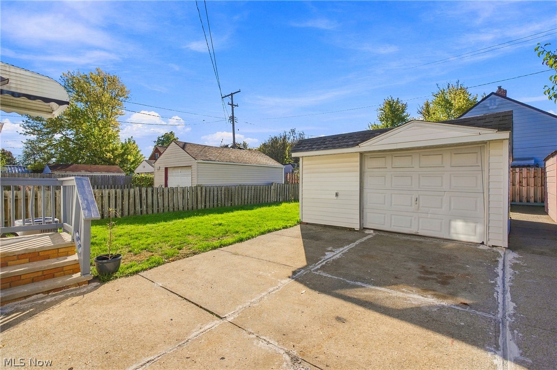 16907 Puritas Avenue Cleveland OH 44135