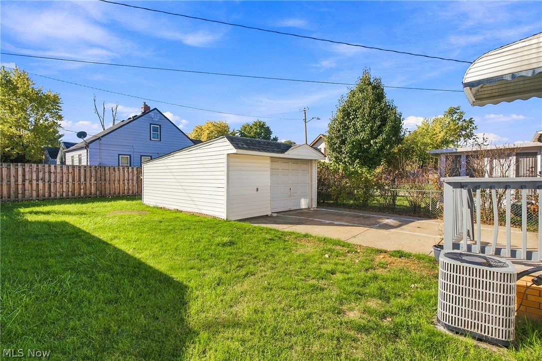 16907 Puritas Avenue Cleveland OH 44135