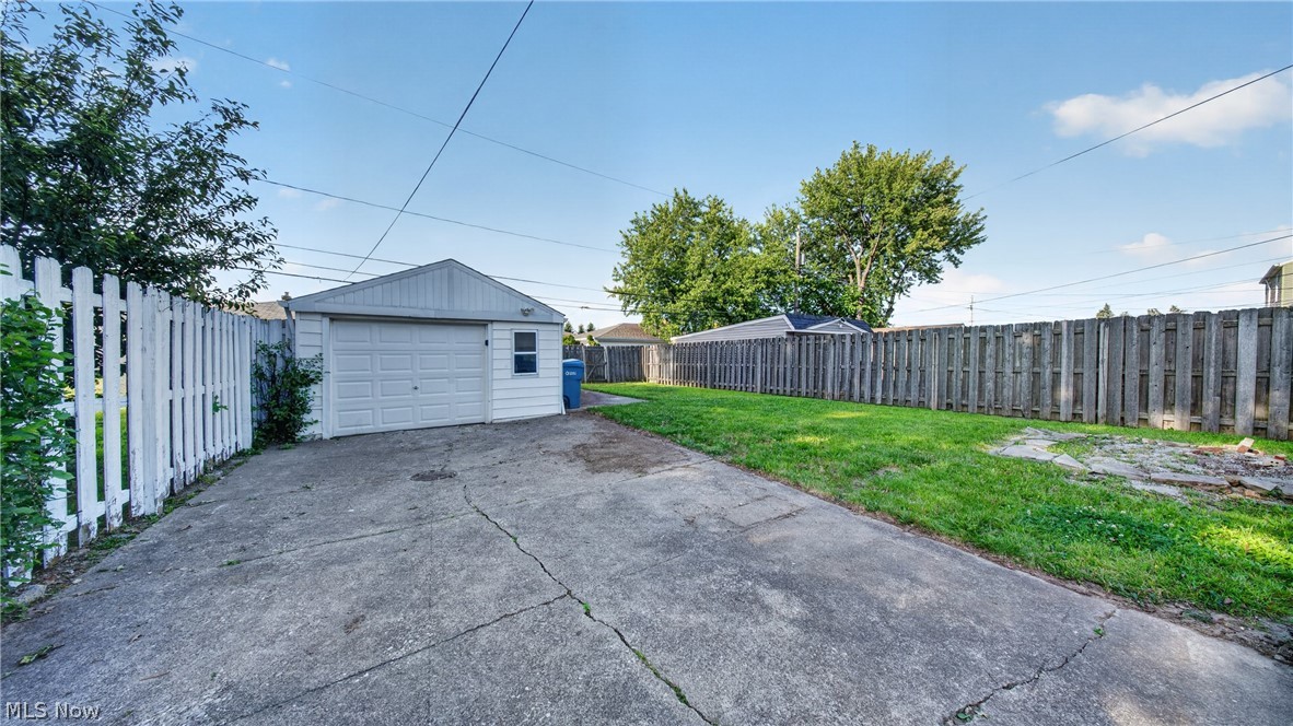 1020 Dawnwood Drive Parma OH 44134