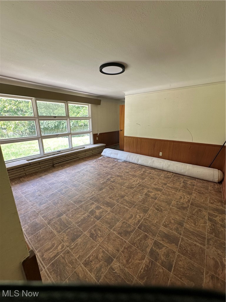 2715 Cabin Drive Wickliffe OH 44092