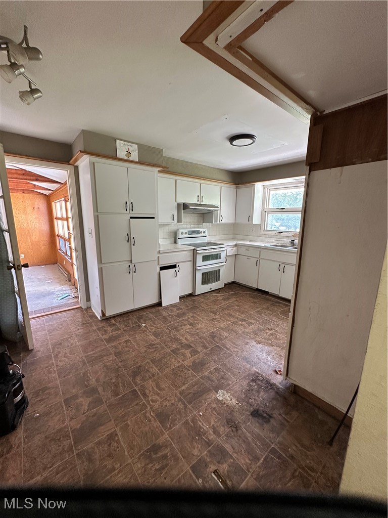2715 Cabin Drive Wickliffe OH 44092