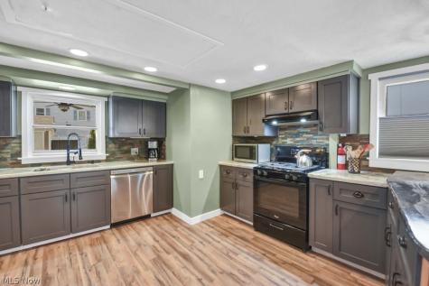 5659 Pleasant Street North Ridgeville OH 44039