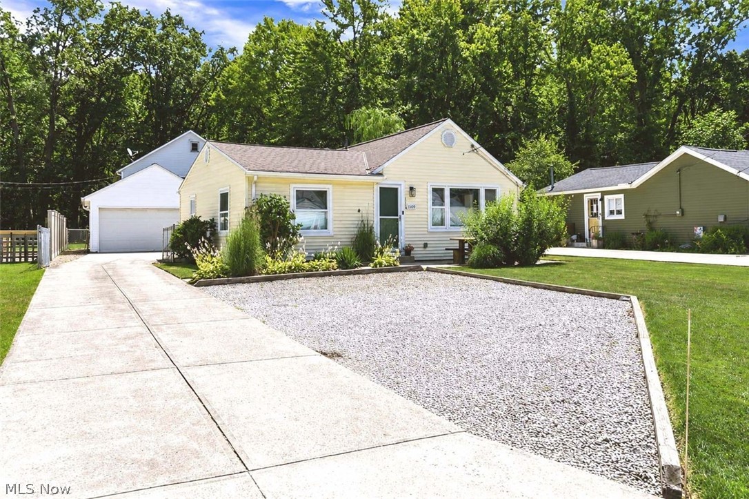5659 Pleasant Street North Ridgeville OH 44039