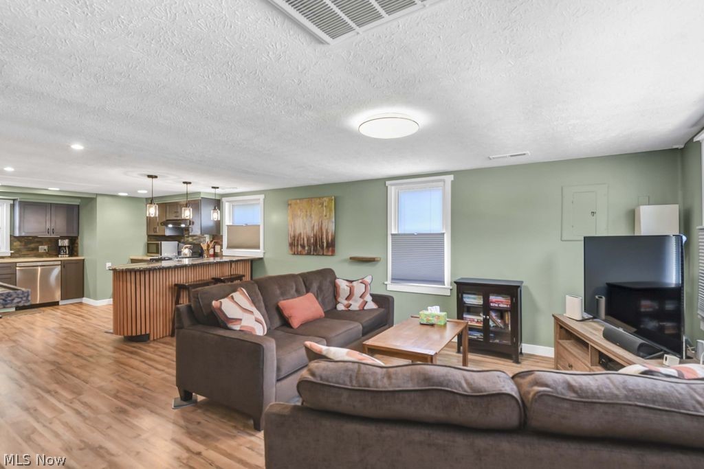 5659 Pleasant Street North Ridgeville OH 44039
