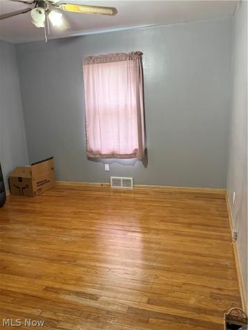 16727 Grovewood Avenue Cleveland OH 44110