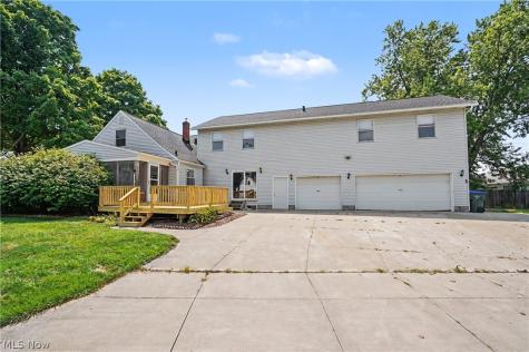 2590 21st Street Cuyahoga Falls OH 44223