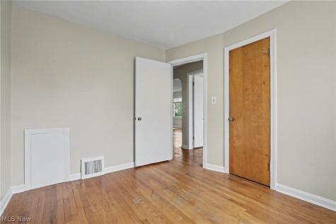 2590 21st Street Cuyahoga Falls OH 44223