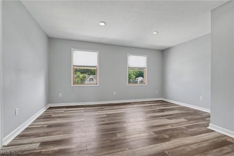 2590 21st Street Cuyahoga Falls OH 44223