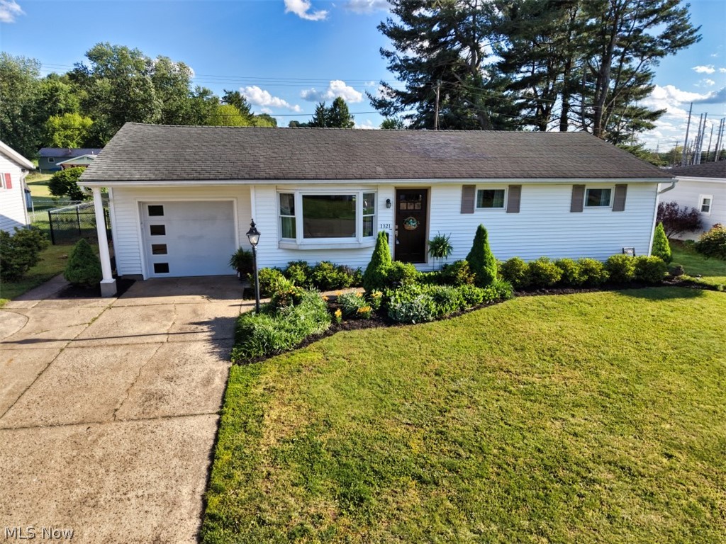 1321 Moccasin Lane Coshocton OH 43812