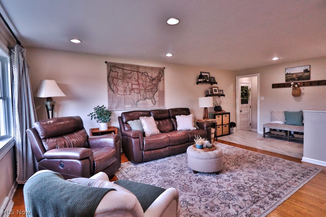 1321 Moccasin Lane Coshocton OH 43812