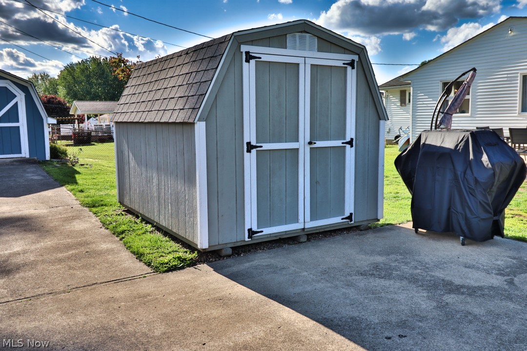 1321 Moccasin Lane Coshocton OH 43812