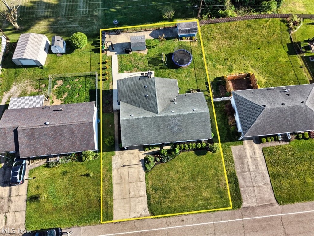 1321 Moccasin Lane Coshocton OH 43812