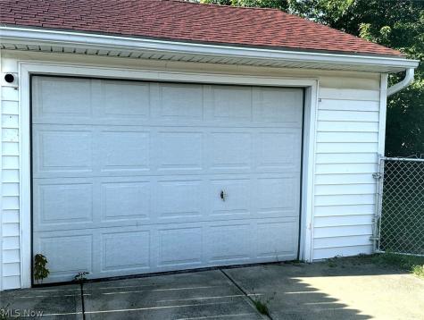 4343 Brockley Avenue Sheffield Lake OH 44054