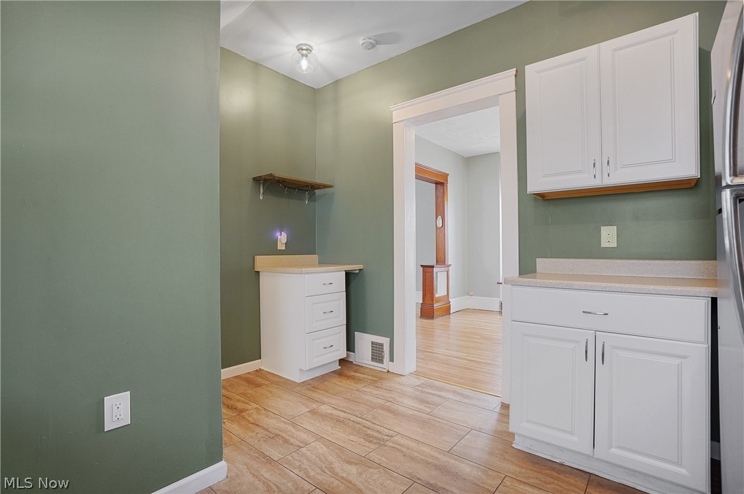 8805 Jeffries Avenue Cleveland OH 44105
