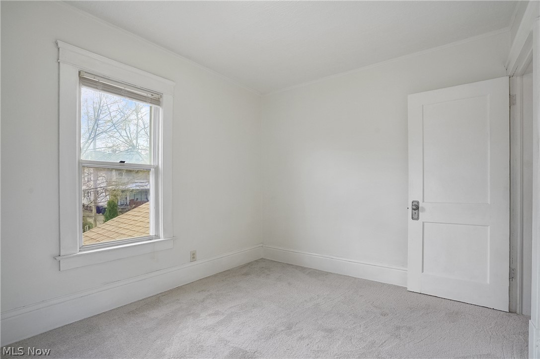 8805 Jeffries Avenue Cleveland OH 44105