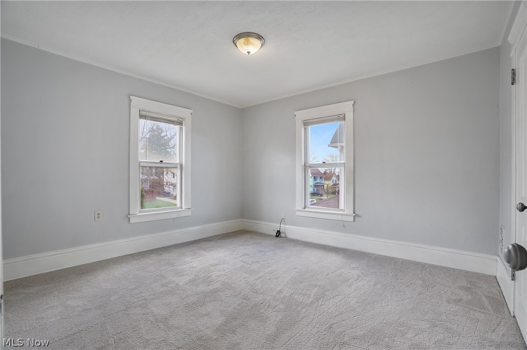 8805 Jeffries Avenue Cleveland OH 44105