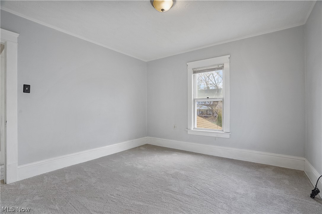 8805 Jeffries Avenue Cleveland OH 44105