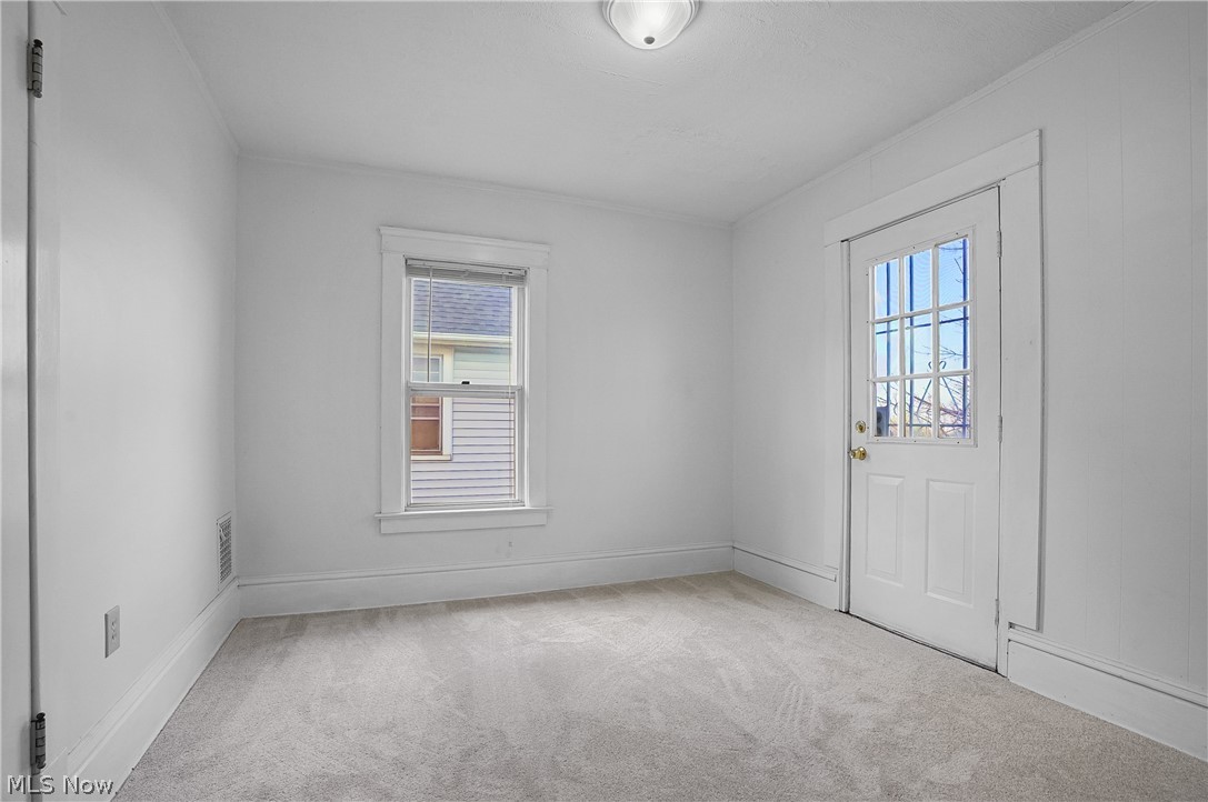 8805 Jeffries Avenue Cleveland OH 44105