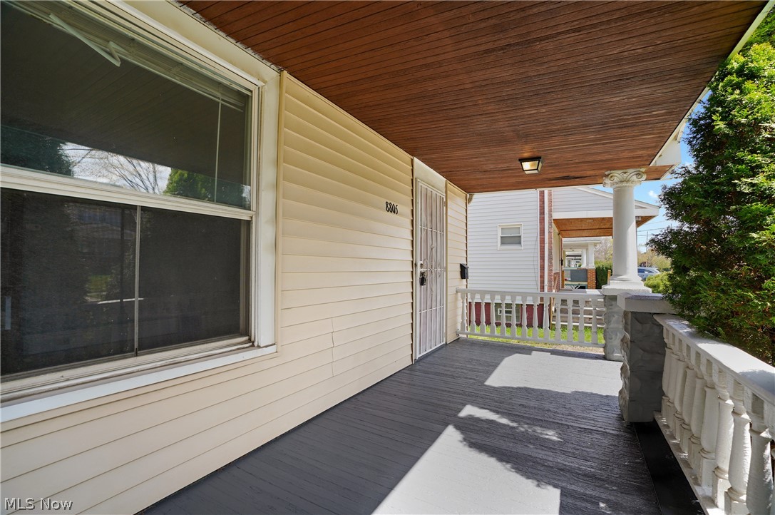 8805 Jeffries Avenue Cleveland OH 44105