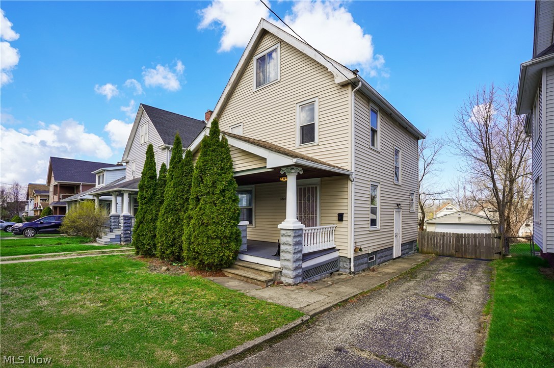8805 Jeffries Avenue Cleveland OH 44105