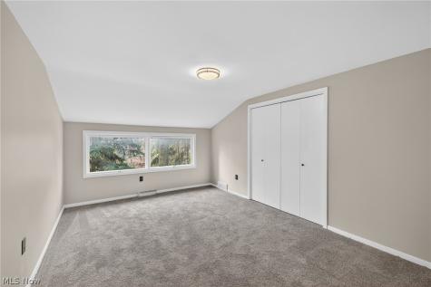 19871 Upper Valley Drive Euclid OH 44117