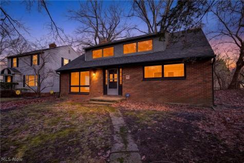 19871 Upper Valley Drive Euclid OH 44117