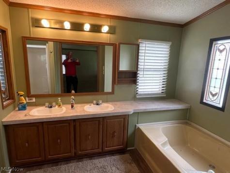 711 Brookside Drive Wellington OH 44090
