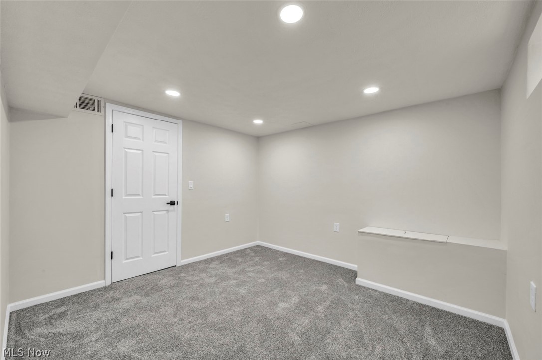 6330 Stonecrest Drive Brook Park OH 44142