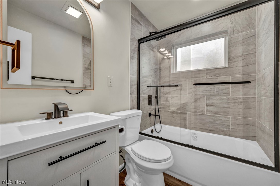 6330 Stonecrest Drive Brook Park OH 44142