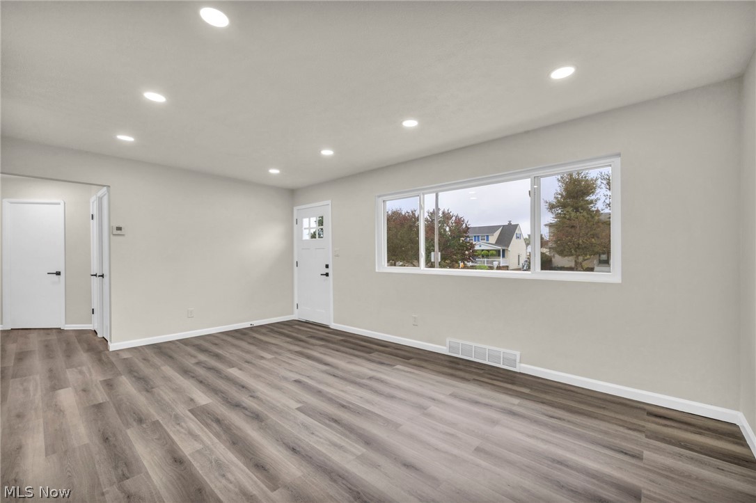 6330 Stonecrest Drive Brook Park OH 44142