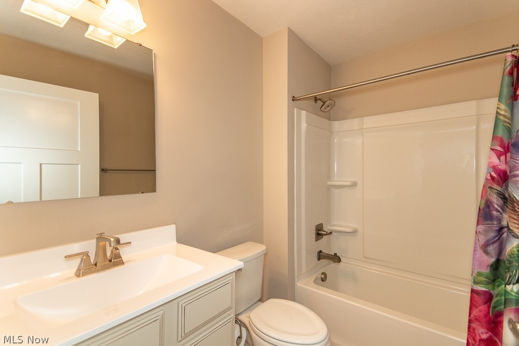 4141 Hidden Village Drive Perry OH 44081
