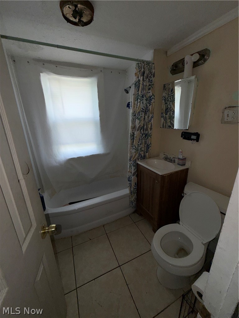 2028 W 104th Street Cleveland OH 44102
