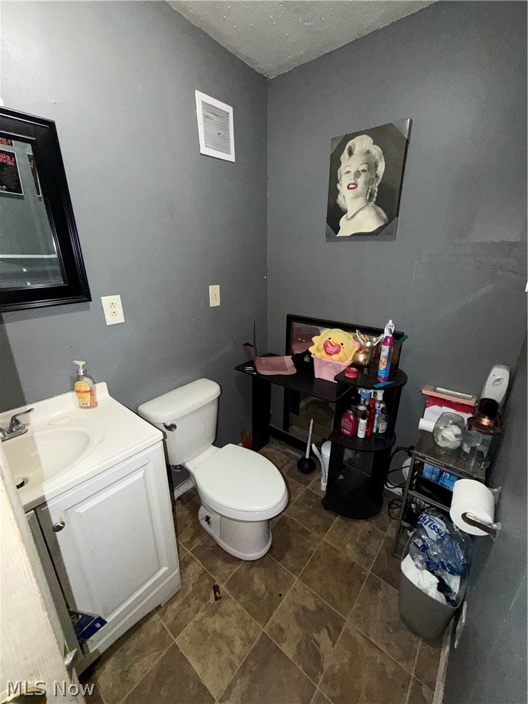 2028 W 104th Street Cleveland OH 44102