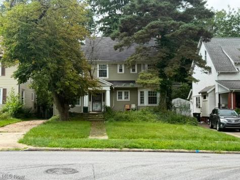 1676 Lee Road Cleveland Heights OH 44118