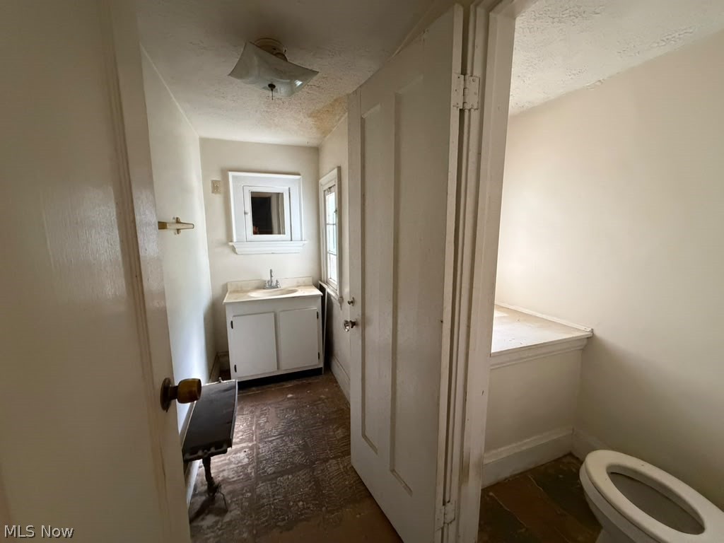 1676 Lee Road Cleveland Heights OH 44118