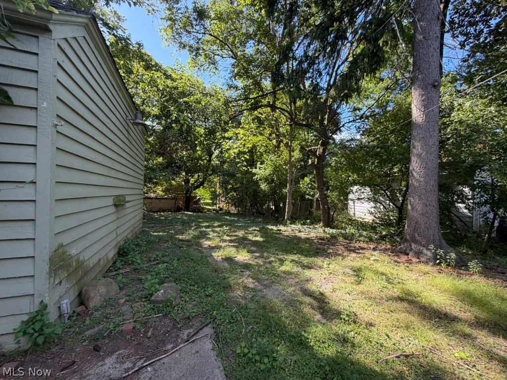 1676 Lee Road Cleveland Heights OH 44118